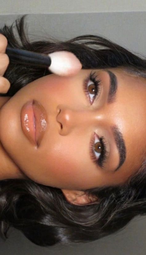 Wedding Makeup Elegant Classy, Romantic Wedding Makeup For Brown Eyes, Blurred Makeup Look, Wedding Makeup For Brown Eyes Light Skin, Natural Makeup With Eyeshadow, Brown Girl Clean Makeup, Senior Pics Makeup, Winter Dance Makeup, Going Out Makeup Looks Brown Eyes