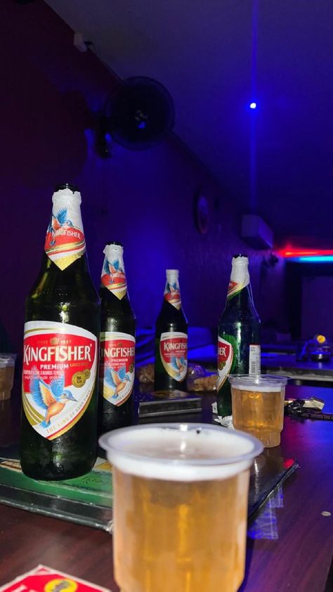 Beer Drinking Aesthetic, Daru Snap Party Night, Indian Bar Snapchat Story, Drink Pics Instagram, Drink Party Snapchat, Beer Party Snap, Daru Snap Party, That Night Snap, Daru Party At Night