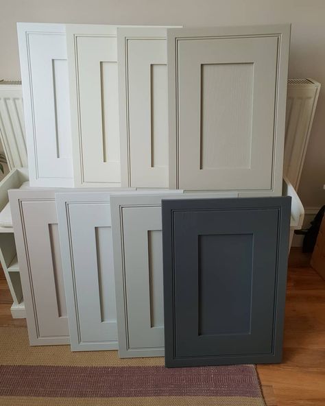 Afia AKA Afelia's Kitchen on Instagram: “These are the HELMSLEY cabinet sample doors I ordered from @diykitchens. I'm planning to order an in-frame #Helmsley kitchen but needed to…” Helmsley Kitchen, Kitchen Cabinets Door, Kitchen Cupboard Colours, Cupboard Colors, Kitchen Looks, Light Grey Kitchens, Diy Kitchens, Color Kitchen, Kitchen Countertop Materials