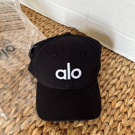 Alo Yoga Off Duty Cap Hat Nwt Black Black White Alo Logo Embroidered Back Velcro Adjustable Absolutely New Nwt One Size Retail $58 100% Cotton Alo Cap, Cap Aesthetic, Yoga Accessories, Alo Yoga, Off Duty, Logo Embroidered, Caps Hats, Black Color, Black White