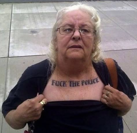 Worst Tattoos, Funny Old People, Kesha, Old People, Thug Life, Reaction Pictures, Mood Pics, Funny Images, Dumb And Dumber