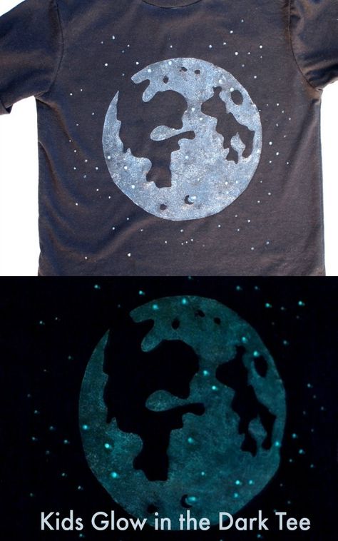 Make a glow in the dark t-shirt with an image of the moon using this easy tutorial - all you need is some glowing fabric paint. Glowing Centerpieces, Moon Activities, Men With Beards, Man With A Beard, Diy Glow, Dark Paintings, Holiday Program, Diy Crafts To Do, Glow Sticks