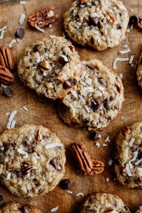 These Cowboy Cookies are packed with chocolate chips, pecans, coconut, oats, and cinnamon. They are crispy on the outside and chewy on the inside, meaning there’s a little something for everyone. Make a big batch today to share with all of your loved ones near and far. Cowboy Cookies Recipe, Cookies Recipe Video, Coconut Oats, Cowboy Cookie Recipe, Cookie Recipe Video, Cowboy Cookies, Ultimate Cookies, Holiday Cookie Recipes, Delicious Cookie Recipes