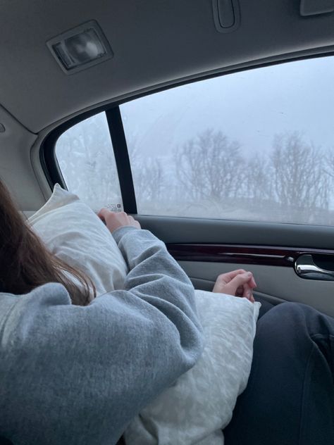 Winter Road Trip Aesthetic, Window Fairy Lights, Cozy Road Trip, Mississippi Christmas, Long Car Trips, Road Trip Car, Twas The Night, Oregon Travel, Car Rides