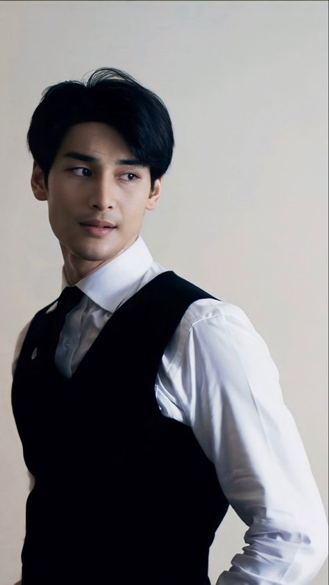 Actor Model, Asian Actors, Asian Boys, Book Characters, Asian Men, Boyfriend Pictures, Serie Tv, Celebrity Crush, Actors & Actresses