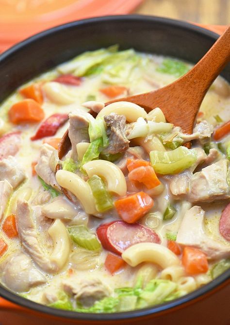 Chicken Sopas is the ultimate comfort food! With chicken, macaroni, vegetables, hot dogs, and flavorful broth, this Filipino-style soup is creamy, delicious, and the best way to warm up on cold winter days. Chicken Sopas Recipe, Sopas Recipe, Chicken Sopas, Filipino Meals, Chicken Macaroni Soup, Filipino Soup Recipes, Macaroni Soup Recipes, Filipino Soup, Phillipino Food