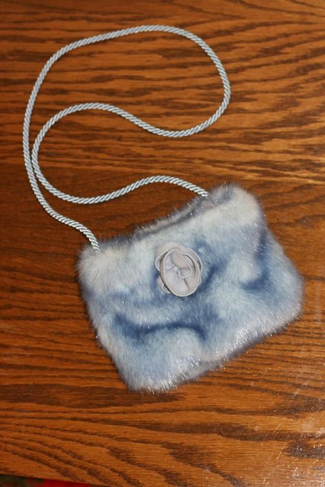 Faux Fur Purse Tutorial | Pattern and Branch Diy Purse Tutorial, Faux Fur Purse, Fur Purse, Purse Tutorial, How To Make Purses, Sewing Purses, Diy Purse, Purse Patterns, Bag Making