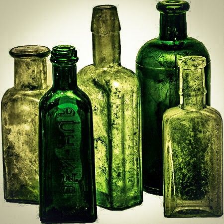 Green Inspiration, Slytherin Aesthetic, Green Bottle, Old Bottles, Antique Bottles, Colour Board, World Of Color, Green Aesthetic, Color Collection