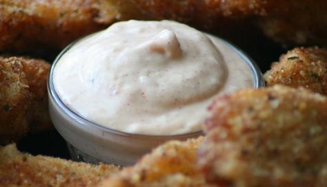 Outback Steakhouse s Dipping Sauce from Food.com:   								A copycat recipe for Outback Steakhouse dipping sauce for their bloomin onion. Bloomin Onion Sauce, Outback Recipes, Bloomin Onion, Dipping Sauces Recipes, Outback Steakhouse, Copykat Recipes, Copycat Restaurant Recipes, Food Board, Copycat Recipe