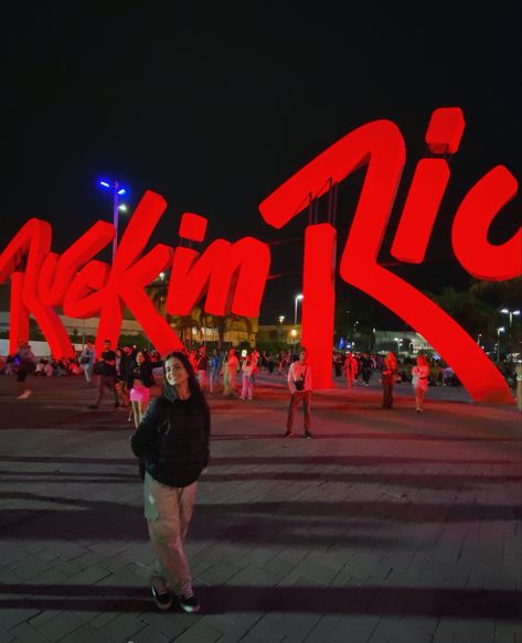 #aesthetic #instagram Rock In Rio Aesthetic, Rio Photos, Brasil Aesthetic, Concert Pictures, Rock In Rio, Look Rock, Stories Ideas, Adventure Book, Rio De Janeiro