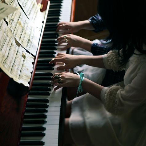 Paul Verlaine, San Ysidro Ranch, Playing The Piano, Playing Piano, Learn Piano, Piano Lessons, The Piano, The Keys, Sound Of Music