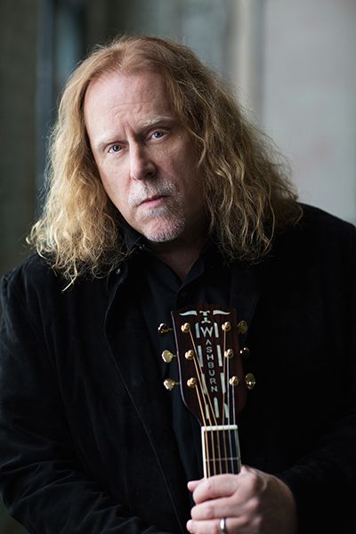 WARREN HAYNES Warren Oates, Warren Buffett Photo, Ed And Lorraine Warren Books, Warren Buffet Investment Strategy, Cash Warren, Warren Haynes, Blues Artists, Musician, Guitar