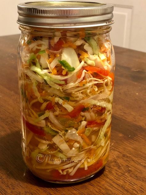 Picklies Haiti, Haitian Pikliz Recipe, Pikliz Recipe Haiti, Pikliz Recipe, Haitian Dishes, Haitian Cuisine, Spicy Slaw, Haitian Recipes, Carribean Food