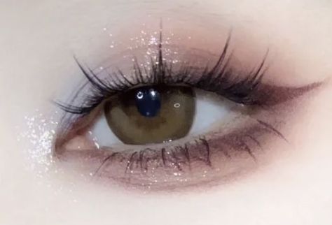 Jelly Eye Makeup, Ball Makeup, Cute Eye Makeup, Makeup 101, Doll Eye Makeup, Event Makeup, Sweet Cat, Makeup Artist Tips, Cat Eye Makeup