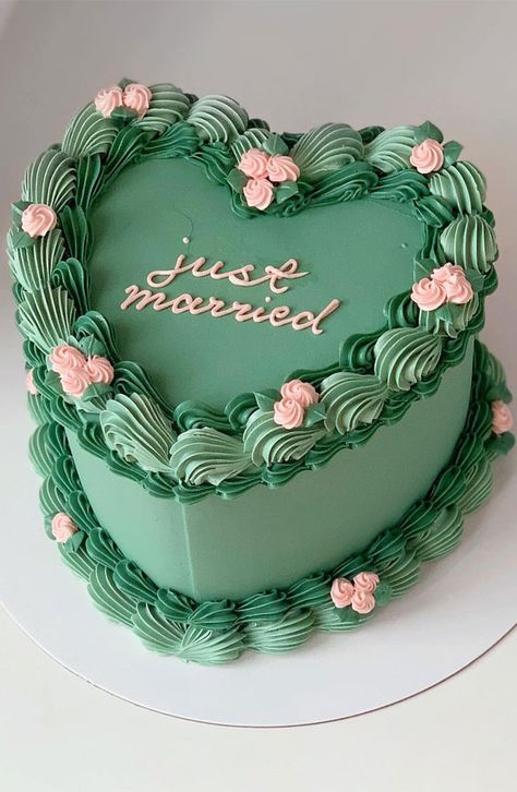 Just married cake, Just married wedding cake, Just married heart cake, Just married cake ideas, just married cake vintage, buttercream wedding cake, minimalist wedding cake, simple wedding cake, vintage wedding cake, wedding cake designs Heart Vintage Cake, Hart Cake, Just Married Cake, Married Cake, Heart Cake Decoration, Heart Cake Design, Flower Cake Design, Vintage Heart Cake, Cake With Buttercream Frosting