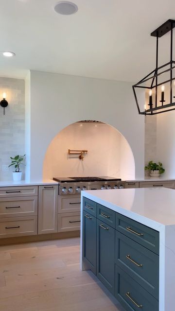 Range Hood With Arch, Arch Over Oven, Arch Stove Hood, Arched Oven Hood, Hooded Arch Over Stove, Arch Hood Over Range, Arched Range Alcove, Arched Kitchen Hood, Arch Over Range