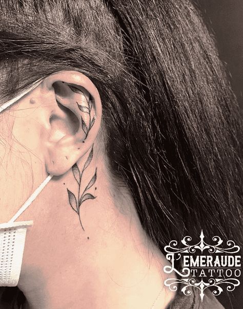 Inner Ear Leaf Tattoo, Behind Ear Vine Tattoo, Ivy Ear Tattoo, Healed Ear Tattoo, Elf Ear Tattoo, Vine Ear Tattoo, Ear To Neck Tattoo, Leaf Ear Tattoo, Floral Ear Tattoo