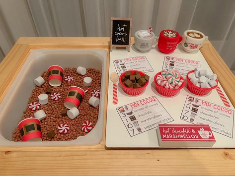 Flisat Christmas, Christmas Sensory Tray, Holiday Treat Recipes, Christmas Activities For Toddlers, Toddler Sensory Bins, Preschool Christmas Activities, Dramatic Play Preschool, Christmas Sprinkles, Toddler Sensory