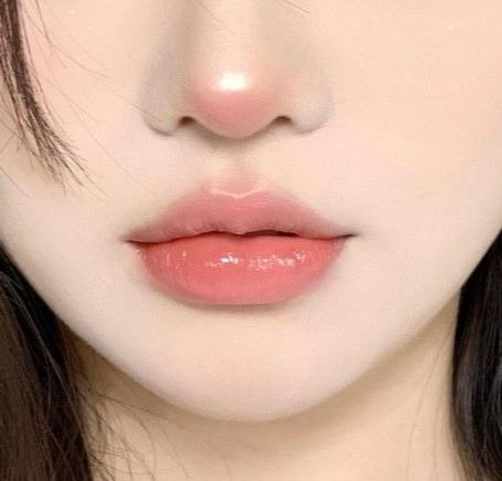 Lips Claim, Pretty Pink Lips, Pink Lip Aesthetic, Acne Fashion, Heart Shaped Lips, Korean Lips, Lip Shapes, Perfect Lips, My Beauty