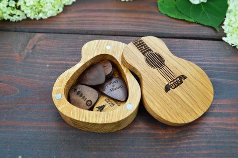 Guitar Pick Case, Guitar Pick Box, Guitar Pick Holder, Wooden Guitar, Laser Files, Guitar Gifts, Pick Holder, Home Design Diy, Guitar Players