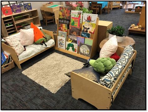 Preschool Outdoor Reading Area, Reading Area Kindergarten, Cozy Center Ideas Preschool, Reading Area Ideas, Library Reading Area, Preschool Reading Area, Kids Reading Area, Hygge Classroom, Literacy Activities For Preschoolers