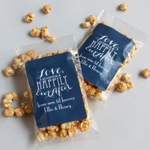 Personalized Caramel Corn Affordable Wedding Favours, Bottle Opener Favors, Creative Wedding Favors, Edible Favors, Cheap Favors, Edible Wedding Favors, Homemade Wedding, Best Wedding Favors, Wedding Favors Fall