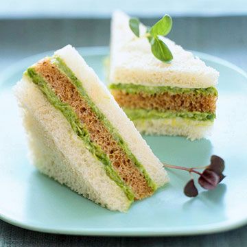 Asparagus Finger Sandwiches Sandwich Recipes Cold, Finger Sandwich Recipes, Sandwiches Afternoon Tea, Finger Sandwich, Mascarpone Dessert, Tea Party Sandwiches, Appetizer Sandwiches, Party Sandwiches, Finger Sandwiches