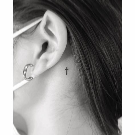 Cross By Ear Tattoo, M Behind Ear Tattoo, Minimalist Tattoo Behind Neck, Small Memorial Tattoos Behind Ear, Tiny Tattoos On Neck, Cute Small Tattoos Behind The Ear, Birthdate Neck Tattoo, Tiny Cross Behind Ear Tattoo, Cross Under Ear Tattoo