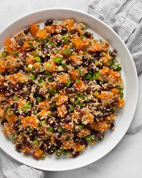 Butternut Squash Black Bean Quinoa Black Bean Quinoa Chili, Squash Black Bean, Quinoa Chili Recipe, Butternut Squash Black Bean, Butternut Squash Quinoa, Bean Quinoa, Butternut Squash Chili, Quinoa Chili, Black Bean Quinoa