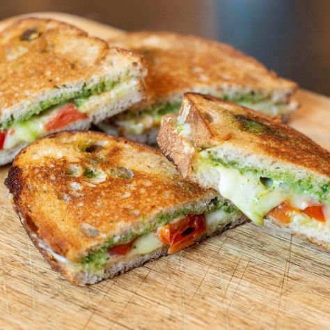 Recipe Arugula, Spicy Grilled Cheese, Cheese Day, Arugula Pesto, Sourdough Sandwich, Grilled Cheese Sandwiches, Best Grilled Cheese, Roasted Walnuts, Cheese Pairings