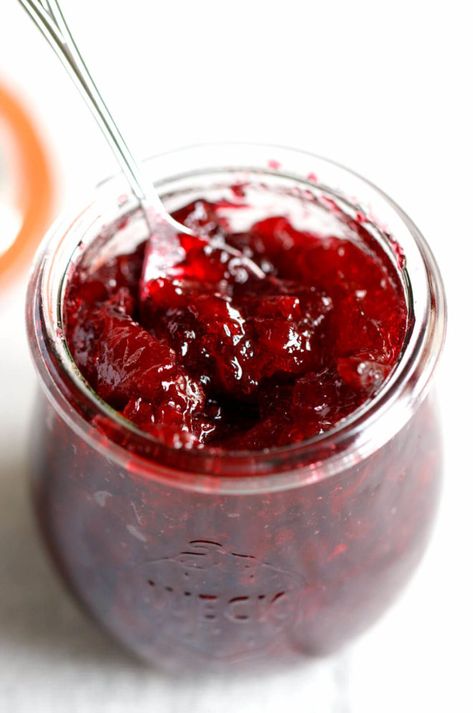 Homemade cherry jam  - quick and easy to make from either fresh or frozen cherries. You can make this jam with or without pectin. Use a canning technique to preserve it for a few months or keep in the fridge for up to 3 weeks. Serve over cheesecakes, crepes, pancakes or toast. Village Salad, Jalapeno Pepper Jelly, Cherry Jam Recipes, Pepper Jelly Recipes, Jalapeno Jelly, Blackberry Recipes, Canning Jam, Homemade Jelly, Cherry Jam