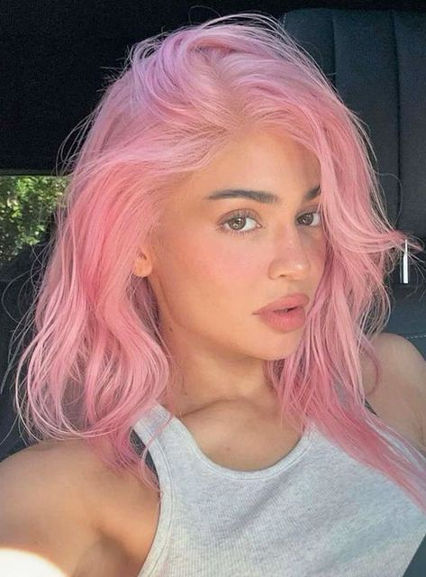 Light Pink Hair Dye, Bubble Gum Pink Hair, Tumblr Nostalgia, Kylie Jenner Pink Hair, Lavender And Blonde Hair, Baby Pink Hair, Lavender Hair Colors, Light Pink Hair, Pink Blonde Hair