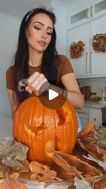 Pumpkin Carving Tricks, Kids Pumpkin Carving Ideas, Kids Pumpkin Carving, Pumpkin Carving Knife, Daughters Love, Pumpkin Cravings, Handheld Mixer, Easy Pumpkin Carving, Halloween Ghost Decorations