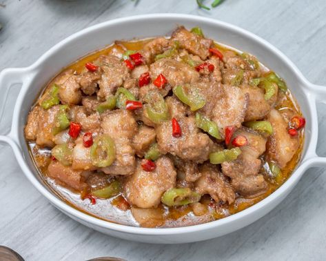 Bicol Express Recipe Bicol Express Plating, Filipino Ulam Ideas, Ulam Pinoy Filipino Recipes, Filipino Lunch, Bicol Express Recipe, Bicol Express, Pinoy Dishes, Filipino Art, Swift Wallpaper