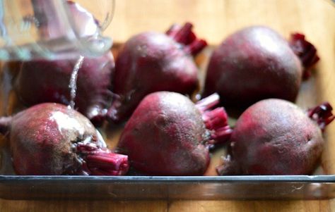 How to Roast and Freeze Beets-adding water to pan Freezing Beets, How To Roast Beets, Roast Beets, Healthiest Vegetables, Freezing Vegetables, Health Cooking, Produce Recipes, Rhubarb Desserts, How To Roast