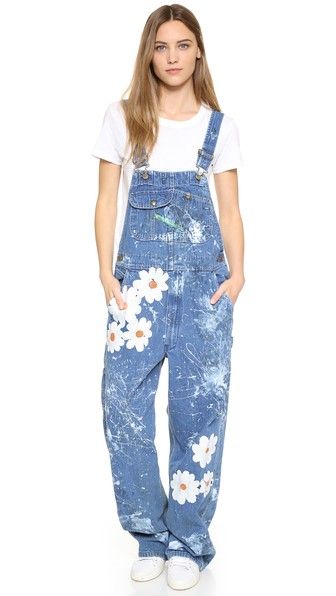 Painted Overalls, Vintage Overalls, Estilo Hippy, Diy Vetement, Painted Denim, Painted Clothes, Upcycle Clothes, Dungarees, Text Messages