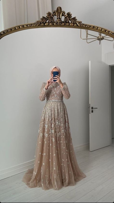 Engagement Dress Muslim, Eid Reception Dress With Gold Embroidery, Modest Engagement Dress, Hijab Dress Party Engagement, Hijabi Engagement Dress, Gold Hijab Dress, Hijabi Evening Dresses, Gold Floor-length Gown For Eid, Engagement Dress Hijab