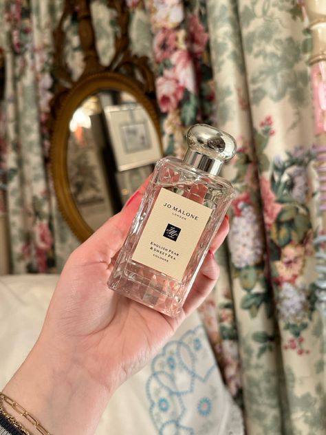 Jo Malone Jo Malone Aesthetic, Jo Malone Perfume, Jo Malone, Sweet Pea, Galaxy Wallpaper, Pear