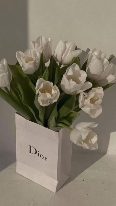 flowers, pretty flowers, tulips, flower bouquet, flower arrangements, purple flowers, pink flowers, blue flowers, home decor, white flowers Flower Aesthetic White, Aesthetic White, White Tulips, Beautiful Bouquet Of Flowers, Bouquet Of Flowers, Beautiful Bouquet, White Flowers, Tulips, Dior