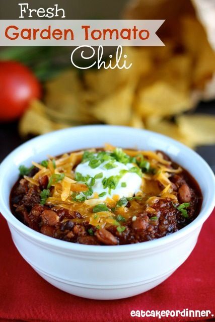 Fresh Garden Tomato Chili Chili Recipe No Tomatoes, Tomato Chili, Dinner Fresh, Chili Beans, Fresh Tomato Recipes, Chili Soup, Chilli Recipes, Garlic Clove, Tomato Garden