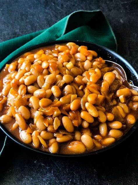 Easy Stove Top Bourbon Baked Beans Stove Top Baked Beans, Stove Top Baked Beans Recipe, Baked Beans From Canned Beans, Bourbon Baked Beans, Top Bourbons, Easy Baked Beans, Sweet Bourbon, Baked Bean Recipes, Canned Beans