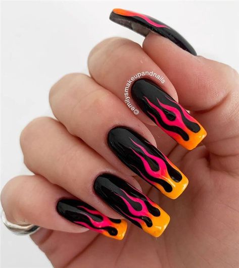 Nails With Red, Flame Nails, Flame Nail Art, Red Flames, Neon Nails, Dipped Nails, Nailed It, Heart Nails, Fire Nails