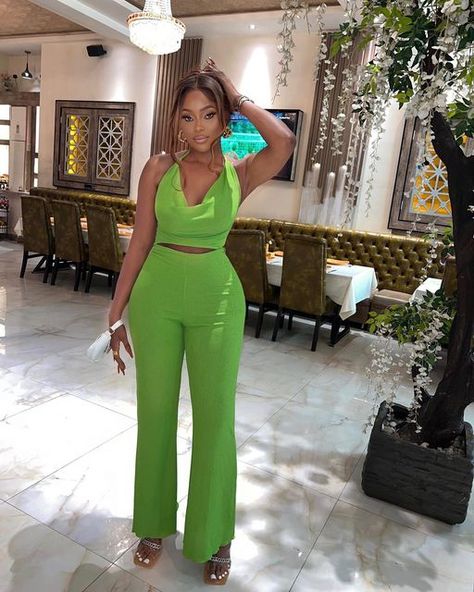 Green 2 Piece Outfit, Summer Madness, Brunch Outfits, 2piece Outfits, Two Piece Outfits, 2 Piece Outfit, Classy Casual Outfits, Brunch Outfit, Cute Summer Outfits