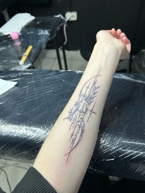 Arm Cybersigilism Tattoo, Hand Tattoos Cybersigilism, Cybersigilism Tattoo Forearm, Cybergilism Tattoo, Layered Tattoo, Tattoo Cybersigilism, Arm Tattoos For Women Forearm, Bookish Tattoos, Unusual Tattoo