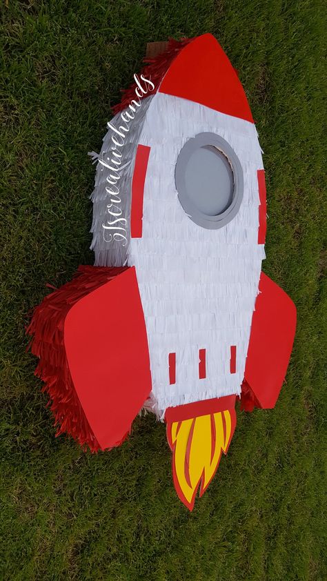 Moon Pinata Diy, Rocket Pinata, Rocket Pinata Diy, Spaceship Pinata, Astronaut Pinata, Space Piñata, Space Pinata, Mickey Mouse Pinata, Astronaut Party