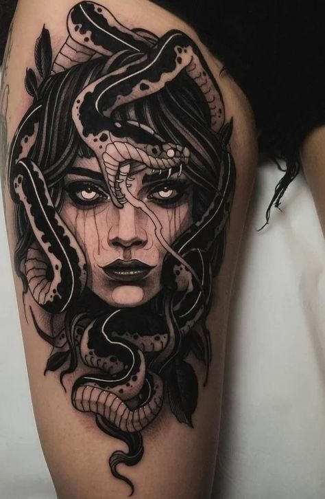 Medusa Tattoos, Tato Tradisional, Medusa Tattoo Design, Medusa Tattoo, Thigh Tattoos Women, Tattoo Videos, Tattoo Art Drawings, Aesthetic Tattoo, Sleeve Tattoos For Women