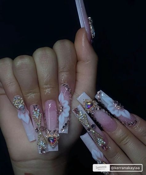 Extra Long Acrylic Nails Bling, Extra Long Acrylic Nails, Acrylic Nails Bling, Blinged Out Nails, Fake Acrylic Nails, Nails Bling, 3d Flower Nails, Gel Toe Nails, Cute Acrylic Nail Designs