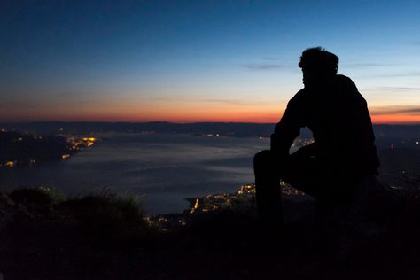 The sun sets over Lake Geneva in Montreux, Switzerland. EPA Silhoutte Photography, Montreux Switzerland, Lovers Images, Night Sky Photography, Beautiful Night Images, Alone Photography, Shadow Photos, Profile Pictures Instagram, Man Photography