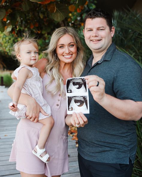 Esther (Keyes) Bates | We’re doubling the cuteness! Baby #2 coming Fall, 2024!🤍 📸 @tiffypics and @lawbates | Instagram Bates Family Instagram, Nathan Bates, Beach Vacation Family, Lawson Bates, Carlin Bates, Bates Sisters Boutique, Amy And Ty Heartland, Gender Reveal Photos, Merrell Twins