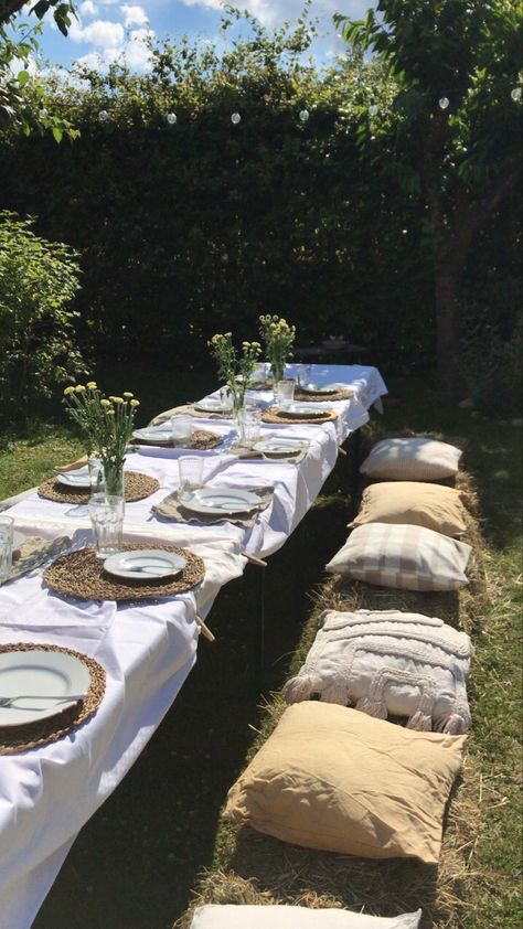 Midsommar Party Ideas, Mid Summers Party, Midsommar Dinner Party, Midsummer Dinner Party, Midsummer Theme Party, Midsummer Party Decorations, Midsommar Themed Party, Swedish Midsummer Aesthetic, Midsummer Birthday Party